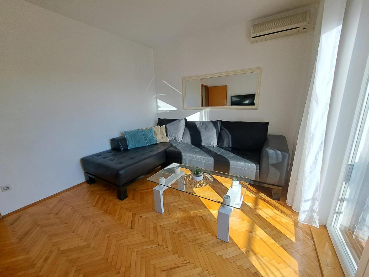 Apartments Ana Zaboric, 50 M Od Sljuncane Plaze 外观 照片