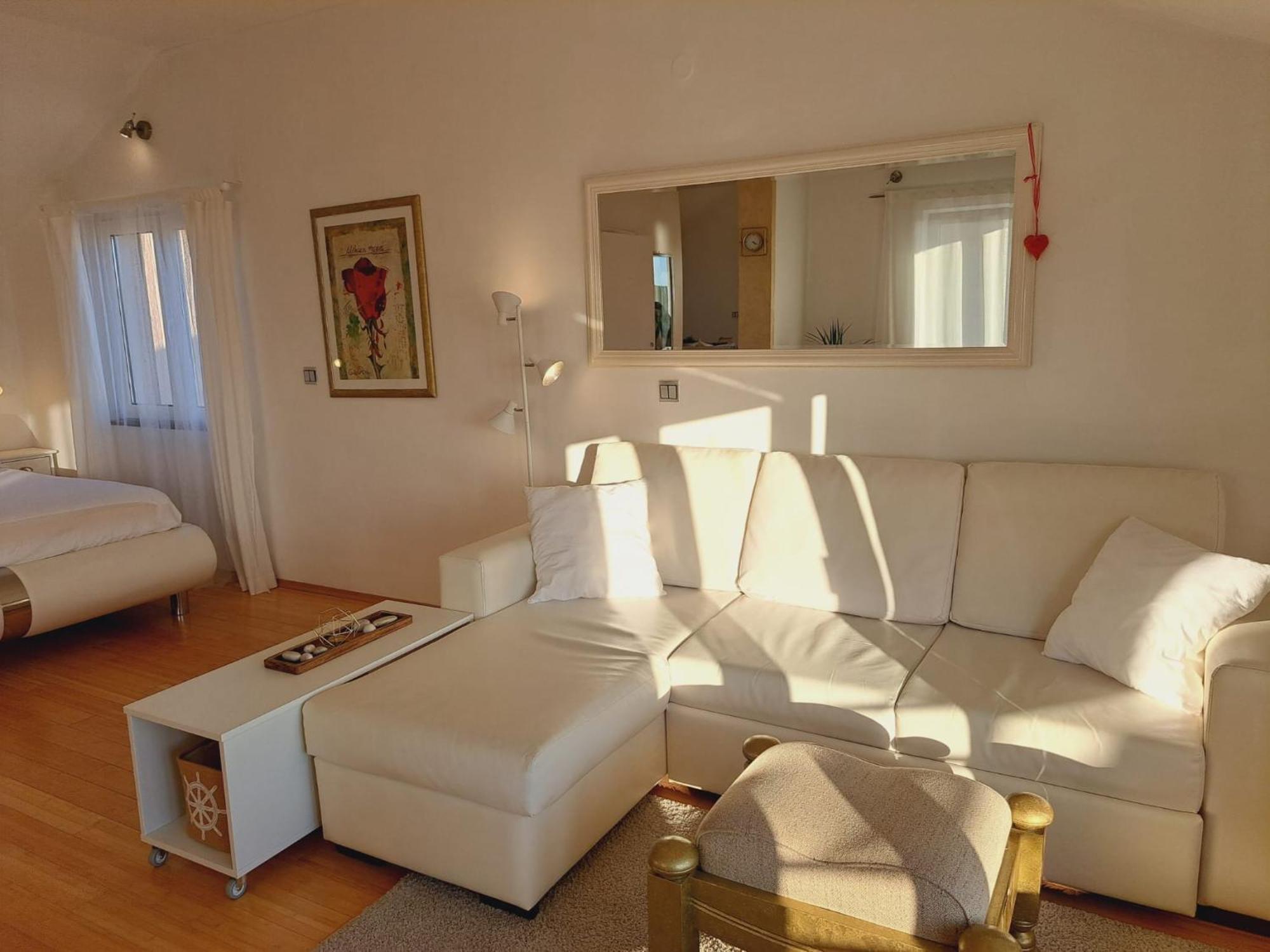 Apartments Ana Zaboric, 50 M Od Sljuncane Plaze 外观 照片